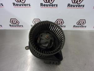 Used Heating and ventilation fan motor Mercedes Sprinter 2t (901/902) 211 CDI 16V Price € 35,00 Margin scheme offered by Autorecycling Reuvers B.V.