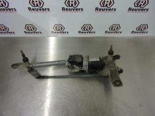 Used Wiper motor + mechanism Fiat Idea (350AX) 1.4 16V Price € 40,00 Margin scheme offered by Autorecycling Reuvers B.V.