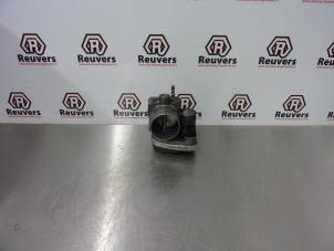 Used Throttle body Renault Clio III (BR/CR) 1.4 16V Price € 35,00 Margin scheme offered by Autorecycling Reuvers B.V.