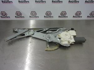 Used Window mechanism 4-door, front right Toyota Corolla Wagon (E12) 2.0 D-4D 16V 90 Price € 35,00 Margin scheme offered by Autorecycling Reuvers B.V.