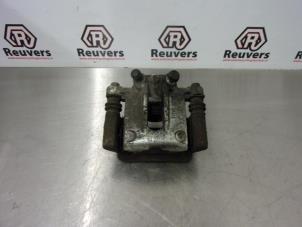 Used Rear brake calliper, right Toyota Corolla Wagon (E12) 2.0 D-4D 16V 90 Price € 35,00 Margin scheme offered by Autorecycling Reuvers B.V.