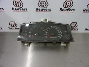 Used Instrument panel Toyota Corolla Wagon (E12) 2.0 D-4D 16V 90 Price € 50,00 Margin scheme offered by Autorecycling Reuvers B.V.