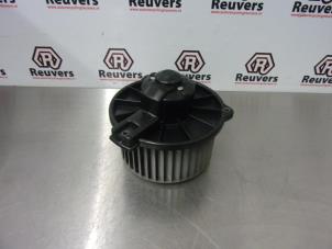 Usados Motor de ventilador de calefactor Mazda RX-8 (SE17) HP M6 Precio € 40,00 Norma de margen ofrecido por Autorecycling Reuvers B.V.