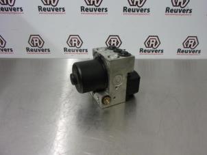 Used ABS pump Toyota Celica (ZZT230/231) 1.8i 16V Price € 100,00 Margin scheme offered by Autorecycling Reuvers B.V.