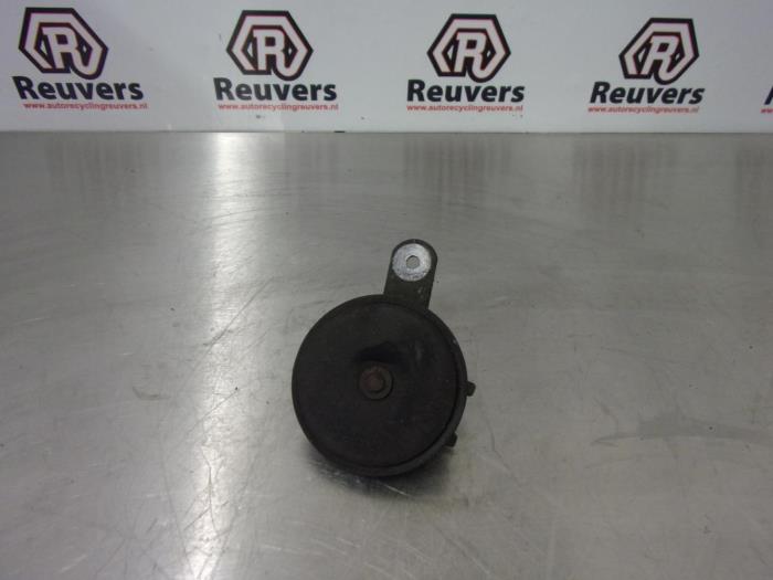 Gebrauchte Hupe Smart Forfour (454) 1.1 12V Preis € 10,00 Margenregelung angeboten von Autorecycling Reuvers B.V.