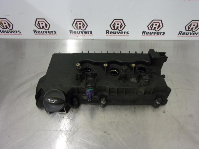 Gebrauchte Ventildeckel Smart Forfour (454) 1.1 12V Preis € 50,00 Margenregelung angeboten von Autorecycling Reuvers B.V.