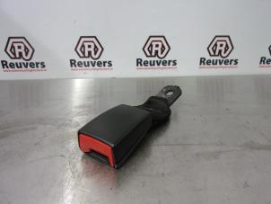 Used Rear seatbelt buckle, right Smart Forfour (454) 1.1 12V Price € 10,00 Margin scheme offered by Autorecycling Reuvers B.V.