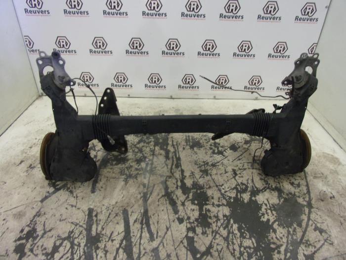 Gebrauchte Hinterachse Vorderradantrieb Peugeot 5008 I (0A/0E) 1.6 THP 16V Preis € 150,00 Margenregelung angeboten von Autorecycling Reuvers B.V.