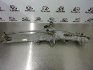Used Wiper motor + mechanism Mercedes S (W220) 3.2 S-320 18V Price € 100,00 Margin scheme offered by Autorecycling Reuvers B.V.