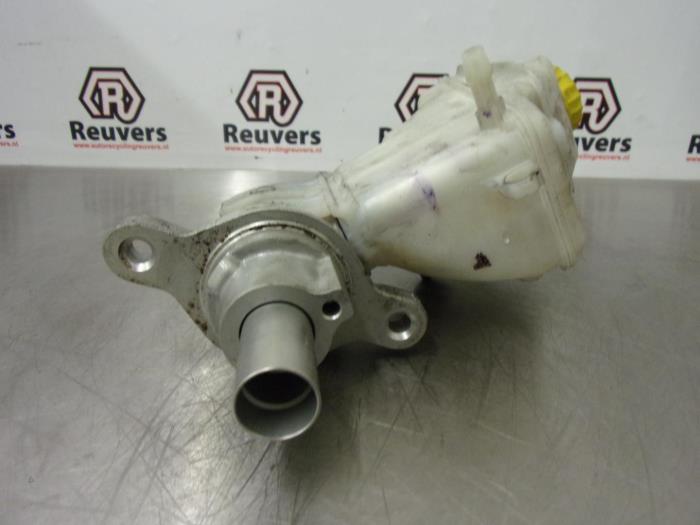 Cylindre de frein principal d'un Fiat Punto Evo (199) 1.3 JTD Multijet 85 16V Euro 5 2011