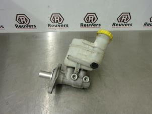 Usagé Cylindre de frein principal Fiat Panda (169) 1.2 Fire Prix € 25,00 Règlement à la marge proposé par Autorecycling Reuvers B.V.
