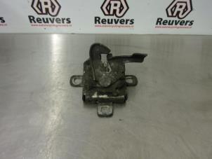 Used Bonnet lock mechanism Fiat Panda (169) 1.2 Fire Price € 20,00 Margin scheme offered by Autorecycling Reuvers B.V.