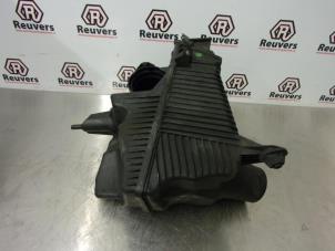 Used Air box Renault Megane II CC (EM) 1.9 dCi 120 Price € 25,00 Margin scheme offered by Autorecycling Reuvers B.V.