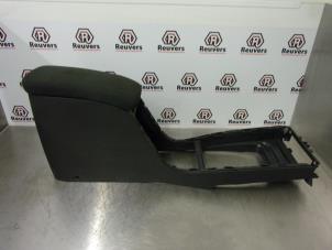 Used Middle console Renault Megane II CC (EM) 1.9 dCi 120 Price € 25,00 Margin scheme offered by Autorecycling Reuvers B.V.