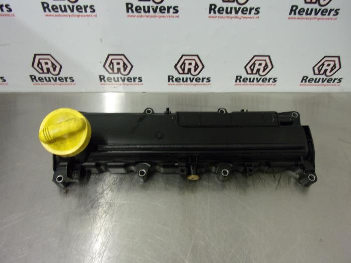 Gebrauchte Ventildeckel Renault Clio III (BR/CR) 1.5 dCi 85 Preis € 50,00 Margenregelung angeboten von Autorecycling Reuvers B.V.