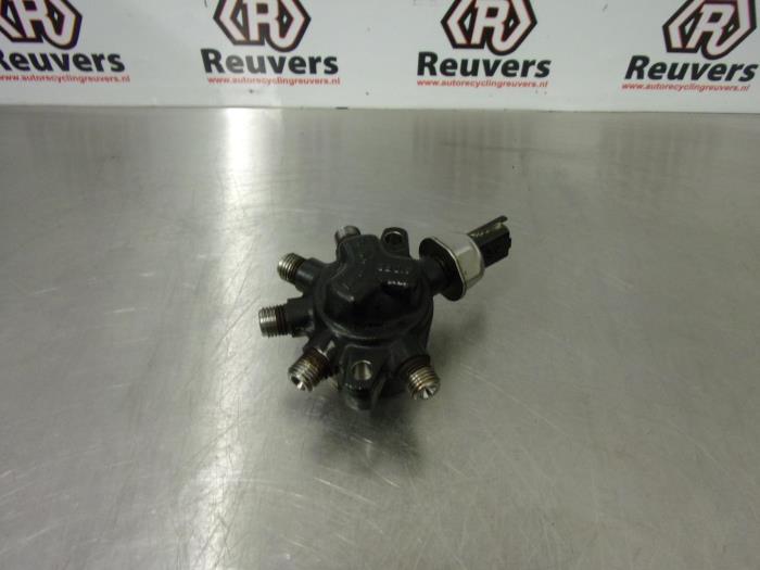 Gebrauchte Kraftstoffverteiler Renault Clio III (BR/CR) 1.5 dCi 85 Preis € 60,00 Margenregelung angeboten von Autorecycling Reuvers B.V.