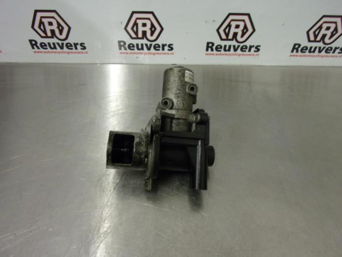 Gebrauchte AGR Ventil Renault Clio III (BR/CR) 1.5 dCi 85 Preis € 50,00 Margenregelung angeboten von Autorecycling Reuvers B.V.