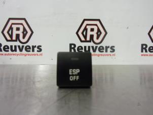 Used ESP switch Citroen C4 Berline (LC) 1.6 HDi 16V Price € 10,00 Margin scheme offered by Autorecycling Reuvers B.V.
