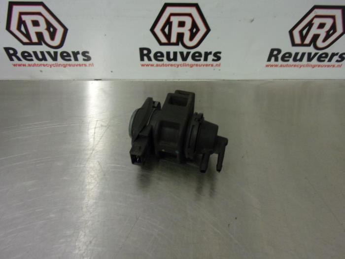 Gebrauchte Überdruckventil Turbo Renault Clio III (BR/CR) 1.5 dCi 85 Preis € 20,00 Margenregelung angeboten von Autorecycling Reuvers B.V.