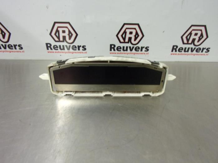 Begagnade Innerdisplay Saab 9-3 Sport Estate (YS3F) 1.9 TiD 16V Pris € 25,00 Marginaltabell erbjuds av Autorecycling Reuvers B.V.