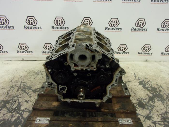 Used Engine crankcase Saab 9-3 II (YS3F) 2.8 V6 24V Turbo Price on request offered by Autorecycling Reuvers B.V.