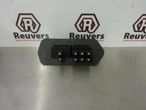 Used Door contact switch Renault Kangoo/Grand Kangoo (KW) 1.5 dCi 90 FAP Price € 20,00 Margin scheme offered by Autorecycling Reuvers B.V.