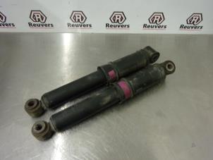 Used Shock absorber kit Renault Kangoo/Grand Kangoo (KW) 1.5 dCi 90 FAP Price € 35,00 Margin scheme offered by Autorecycling Reuvers B.V.