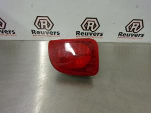 Used Rear bumper reflector, right Renault Kangoo/Grand Kangoo (KW) 1.5 dCi 90 FAP Price € 20,00 Margin scheme offered by Autorecycling Reuvers B.V.