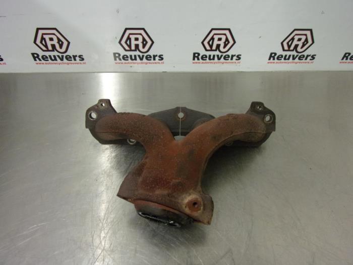 Usados Colector de escape Renault Twingo (C06) 1.2 16V Precio € 30,00 Norma de margen ofrecido por Autorecycling Reuvers B.V.