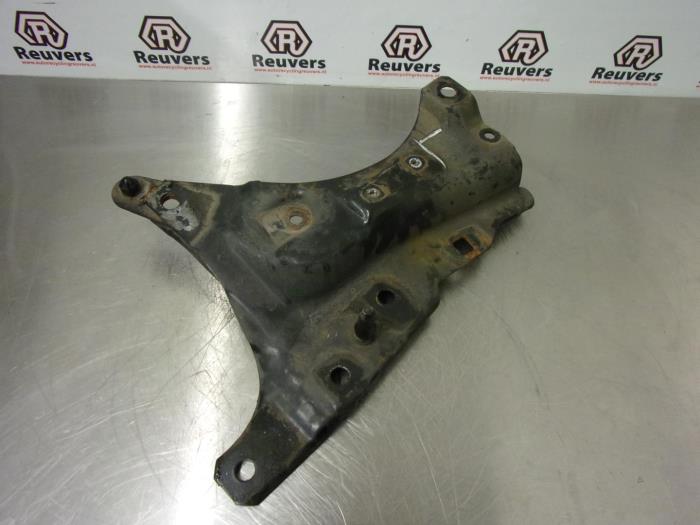 Usagé Faux châssis Ford StreetKa 1.6i Prix € 30,00 Règlement à la marge proposé par Autorecycling Reuvers B.V.