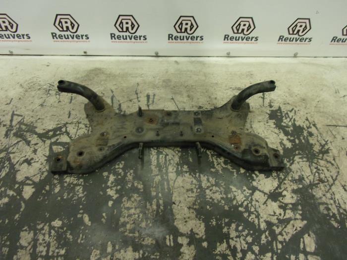 Usagé Faux châssis Mitsubishi Colt (Z2/Z3) 1.3 16V Prix € 50,00 Règlement à la marge proposé par Autorecycling Reuvers B.V.