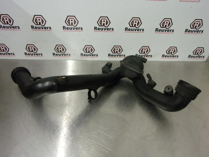 Usagé Tube intercooler Volkswagen Golf V (1K1) 1.9 TDI Prix € 25,00 Règlement à la marge proposé par Autorecycling Reuvers B.V.