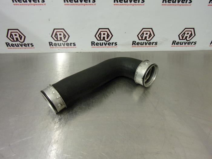Gebrauchte Intercooler Schlauch Volkswagen Golf V (1K1) 1.9 TDI Preis € 35,00 Margenregelung angeboten von Autorecycling Reuvers B.V.