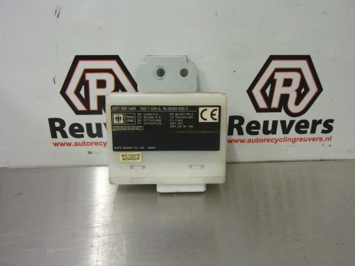 Used Computer, miscellaneous Honda HR-V (GH) 1.6 16V 4x4 Price on request offered by Autorecycling Reuvers B.V.