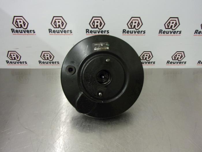Usagé Assistant de freinage Renault Clio III (BR/CR) 1.5 dCi 85 Prix € 35,00 Règlement à la marge proposé par Autorecycling Reuvers B.V.