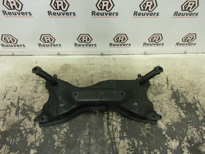 Begagnade Underram Suzuki Alto 1.0 12V Pris € 40,00 Marginaltabell erbjuds av Autorecycling Reuvers B.V.