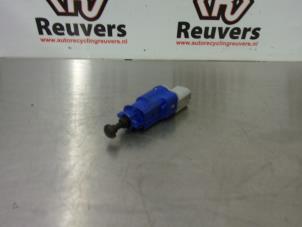 Used Clutch switch Renault Modus/Grand Modus (JP) 1.2 16V Price € 10,00 Margin scheme offered by Autorecycling Reuvers B.V.