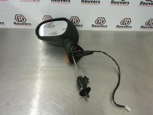Used Wing mirror, left Renault Modus/Grand Modus (JP) 1.2 16V Price € 40,00 Margin scheme offered by Autorecycling Reuvers B.V.