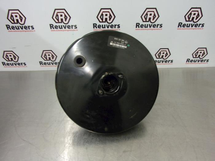 Usados Servofreno Renault Modus/Grand Modus (JP) 1.2 16V Precio € 40,00 Norma de margen ofrecido por Autorecycling Reuvers B.V.