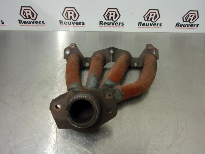 Gebrauchte Abgaskrümmer Renault Modus/Grand Modus (JP) 1.2 16V Preis € 35,00 Margenregelung angeboten von Autorecycling Reuvers B.V.