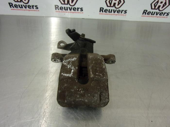 Gebrauchte Bremszange links hinten Renault Megane III Grandtour (KZ) 1.5 dCi 110 Preis € 35,00 Margenregelung angeboten von Autorecycling Reuvers B.V.