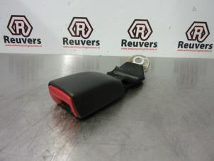 Used Rear seatbelt buckle, left Peugeot 107 1.0 12V Price € 10,00 Margin scheme offered by Autorecycling Reuvers B.V.