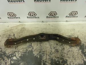 Used Chassis bar, front Opel Frontera (6B) 3.2 V6 24V Price € 40,00 Margin scheme offered by Autorecycling Reuvers B.V.