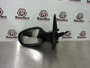 Used Wing mirror, left Renault Clio II Societe (SB) 1.5 dCi 65 Price € 25,00 Margin scheme offered by Autorecycling Reuvers B.V.