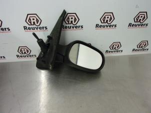 Used Wing mirror, right Renault Clio II Societe (SB) 1.5 dCi 65 Price € 25,00 Margin scheme offered by Autorecycling Reuvers B.V.