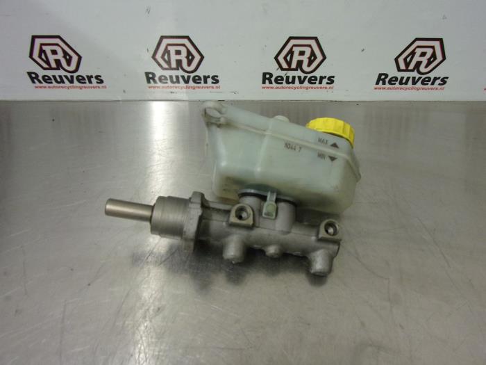 Used Master cylinder Skoda Fabia II (5J) 1.4 TDI 80 Price € 30,00 Margin scheme offered by Autorecycling Reuvers B.V.