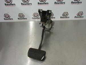 Used Brake pedal Subaru Forester (SG) 2.0 16V XT Price € 20,00 Margin scheme offered by Autorecycling Reuvers B.V.