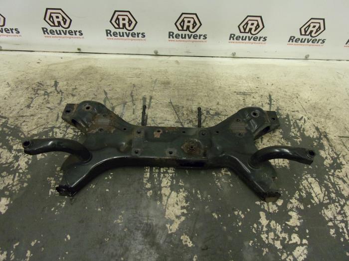 Usagé Faux châssis Mitsubishi Colt (Z2/Z3) 1.3 16V Prix € 50,00 Règlement à la marge proposé par Autorecycling Reuvers B.V.