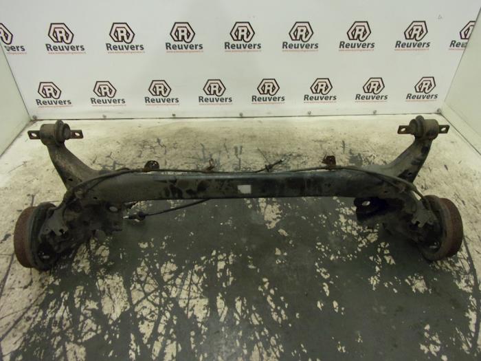 Gebrauchte Hinterachse Vorderradantrieb Mitsubishi Colt (Z2/Z3) 1.3 16V Preis € 100,00 Margenregelung angeboten von Autorecycling Reuvers B.V.
