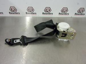 Used Rear seatbelt, right Citroen DS3 (SA) 1.6 e-HDi Price € 35,00 Margin scheme offered by Autorecycling Reuvers B.V.